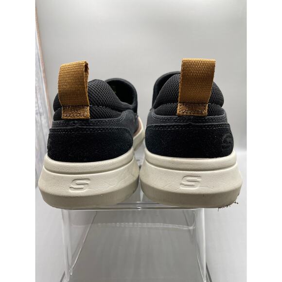 Skechers Memory Foam Slip On GoGaMat Mens Loafer Sneaker 11 - Picture 3 of 7